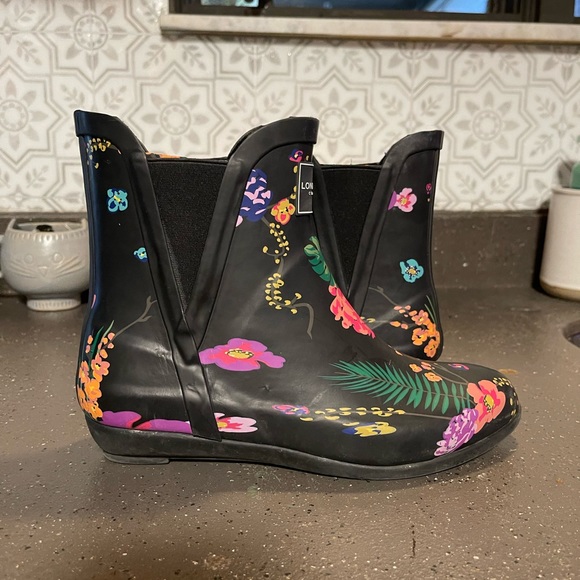 London Fog Floral Rainboots - Picture 3 of 4